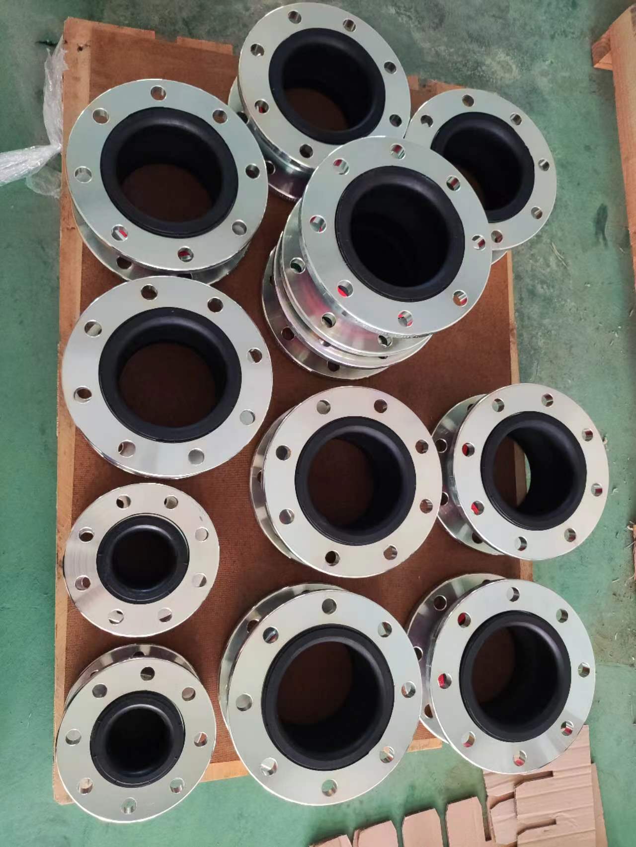 ELAFLEX油品输送软管接头膨胀节