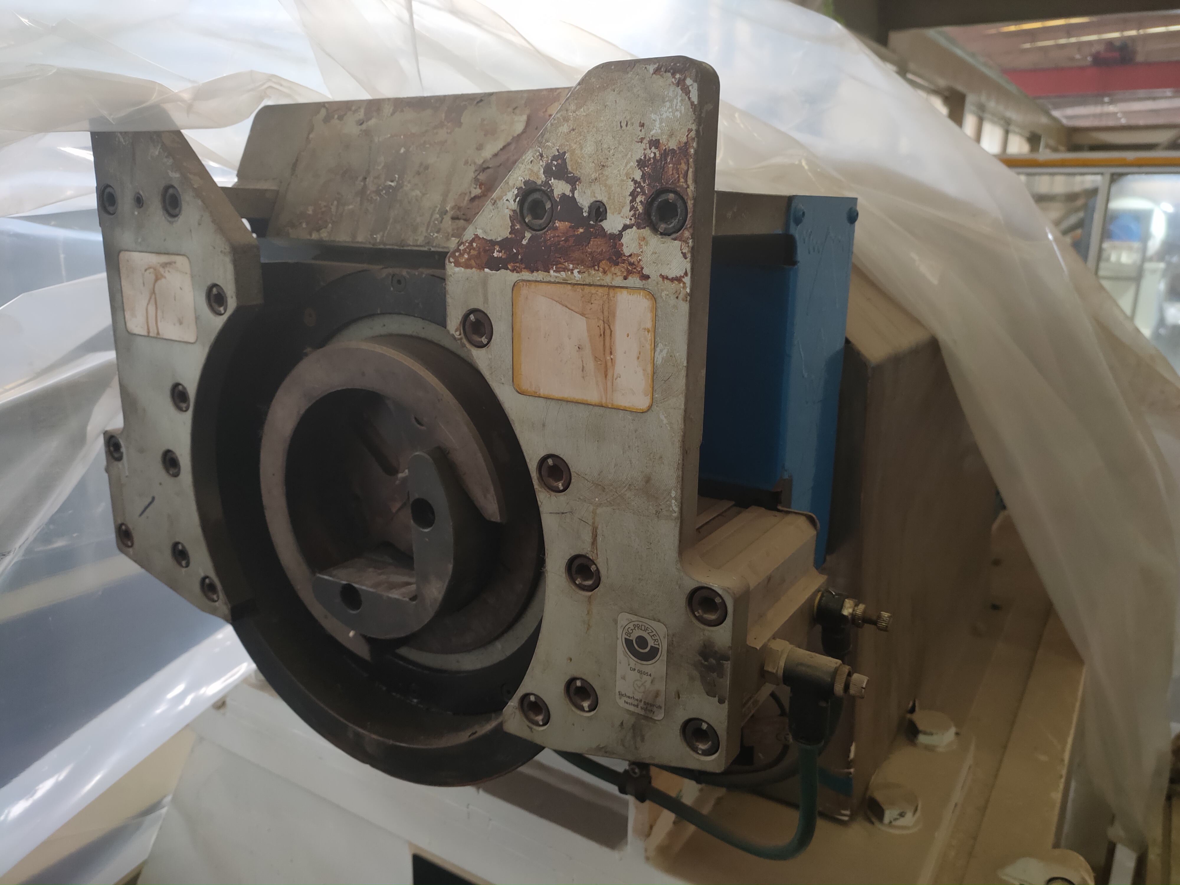 Boschert 滑动卡盘法兰安装夹头