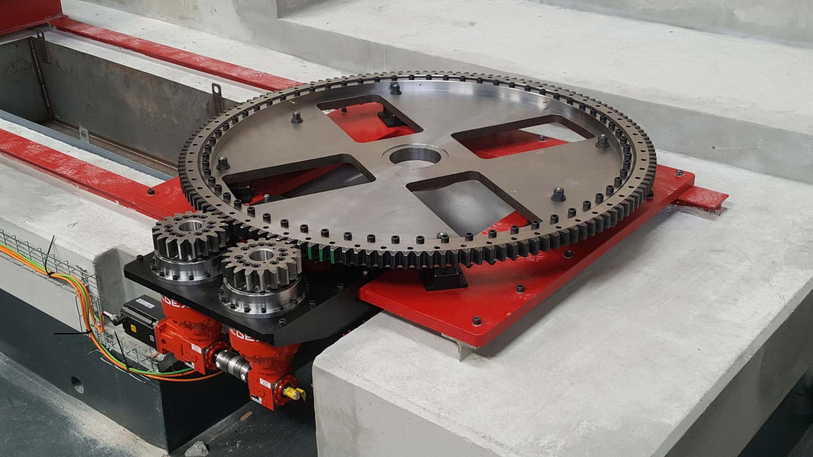 REDEX线性和旋转轴驱动器